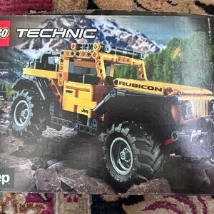 LEGO Technic Yellow and Black Rubicon Jeep
